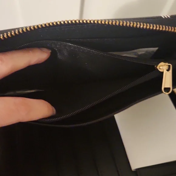 Thirty-one all about the benjamins wallet